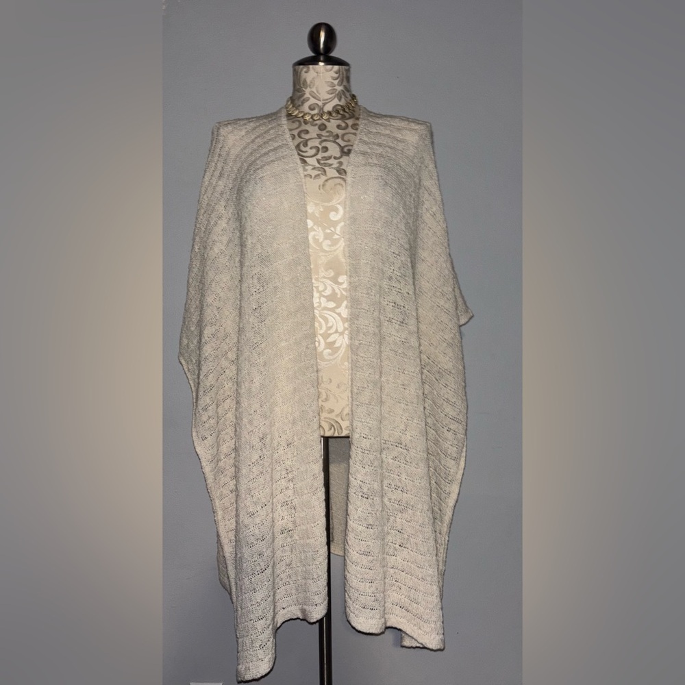 J. Jill - One Size Women's Cream Poncho.  #47